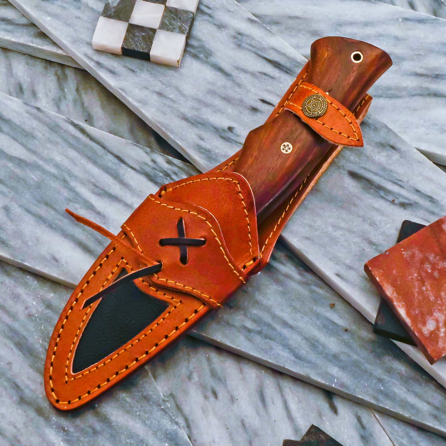 Custom Handmade Damascus Steel Bowie Hunting Knife Rose Wood Handle W/ Sheath