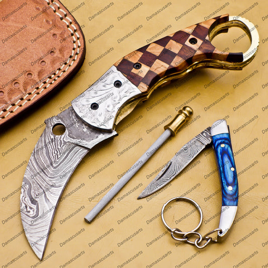 Damascus Folding Pocket knife Karambit Knife Hunting knife with Free Damascus Keychain Knife Handle Wood with Leather Sheeth