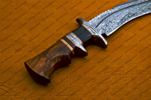 Custom Forged Hunter Knife Damascus Steel Bowie Knife Handle Deer Antlar and wood With Leather Sheath